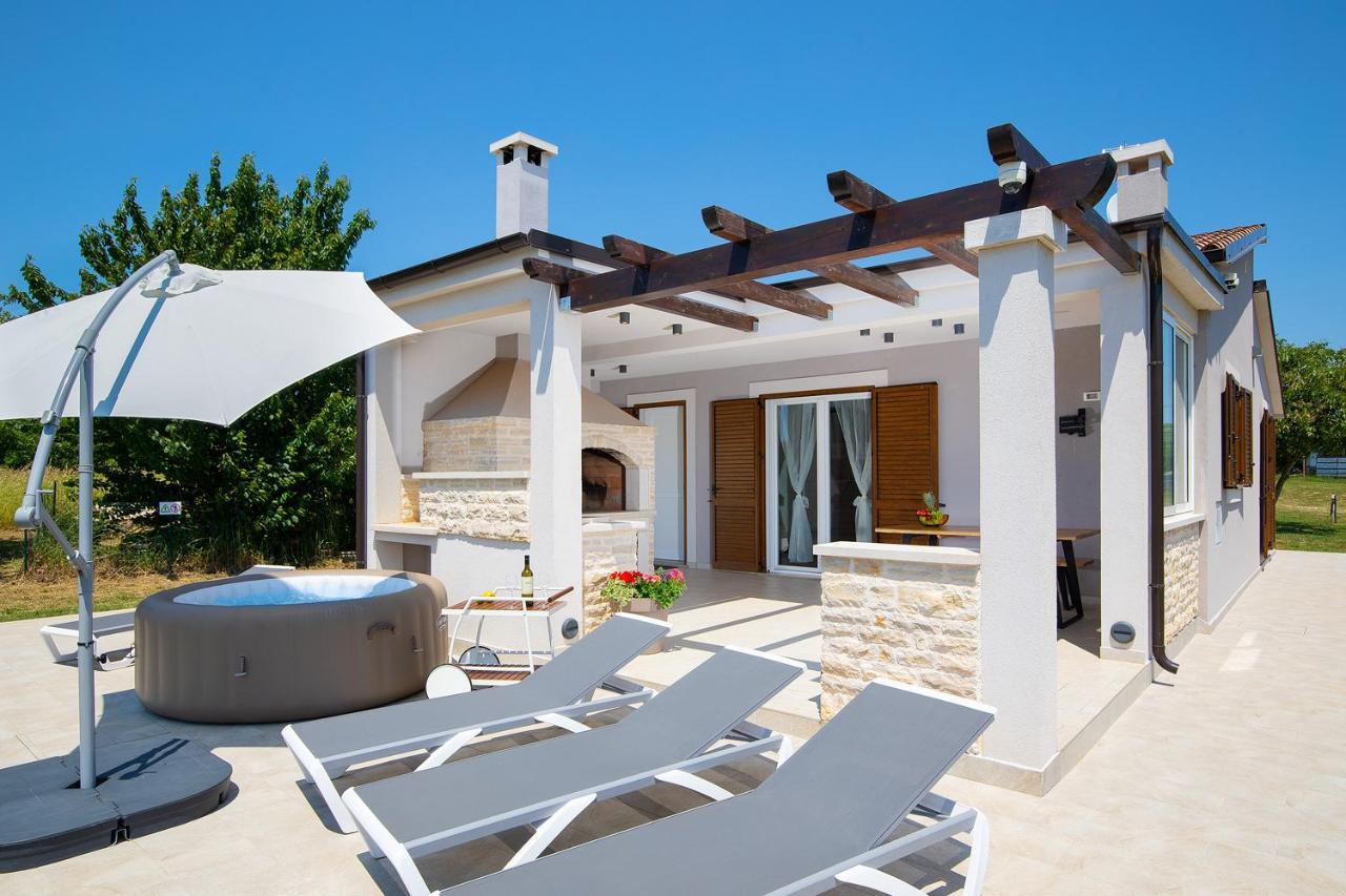 Villa Irena Medulin Bagian luar foto